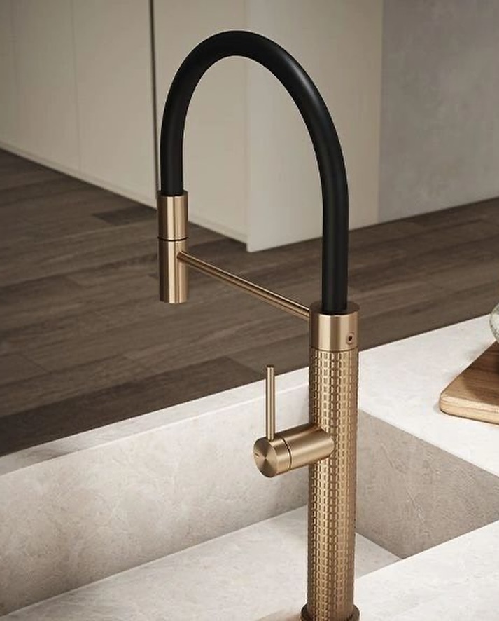 grifo cocina flexible gessi 316 WARM BRONZE PVD calidad